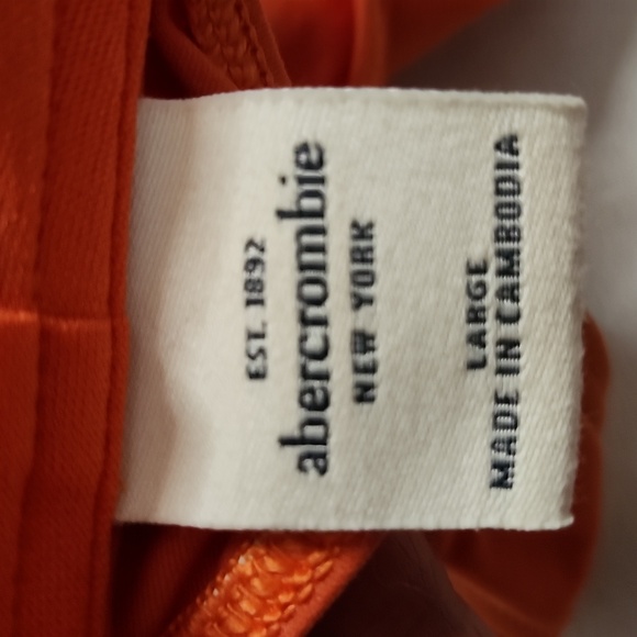 Abercrombie String Bikini with CW Classics Cover-up - Picture 13 of 16